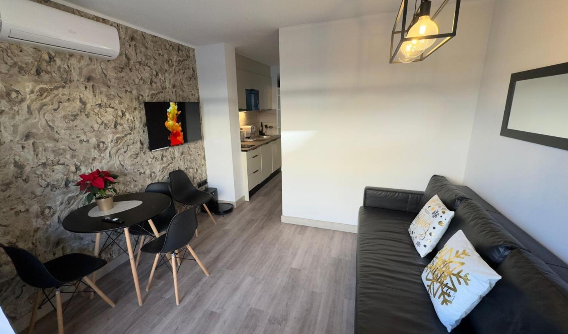A Estrenar Preciosos Apartamentos Aparthotel Inter2, New Apartments Ln Aparthotel 12 Months Open! Self Check In! Reserva Garaje! Salou Extérieur photo