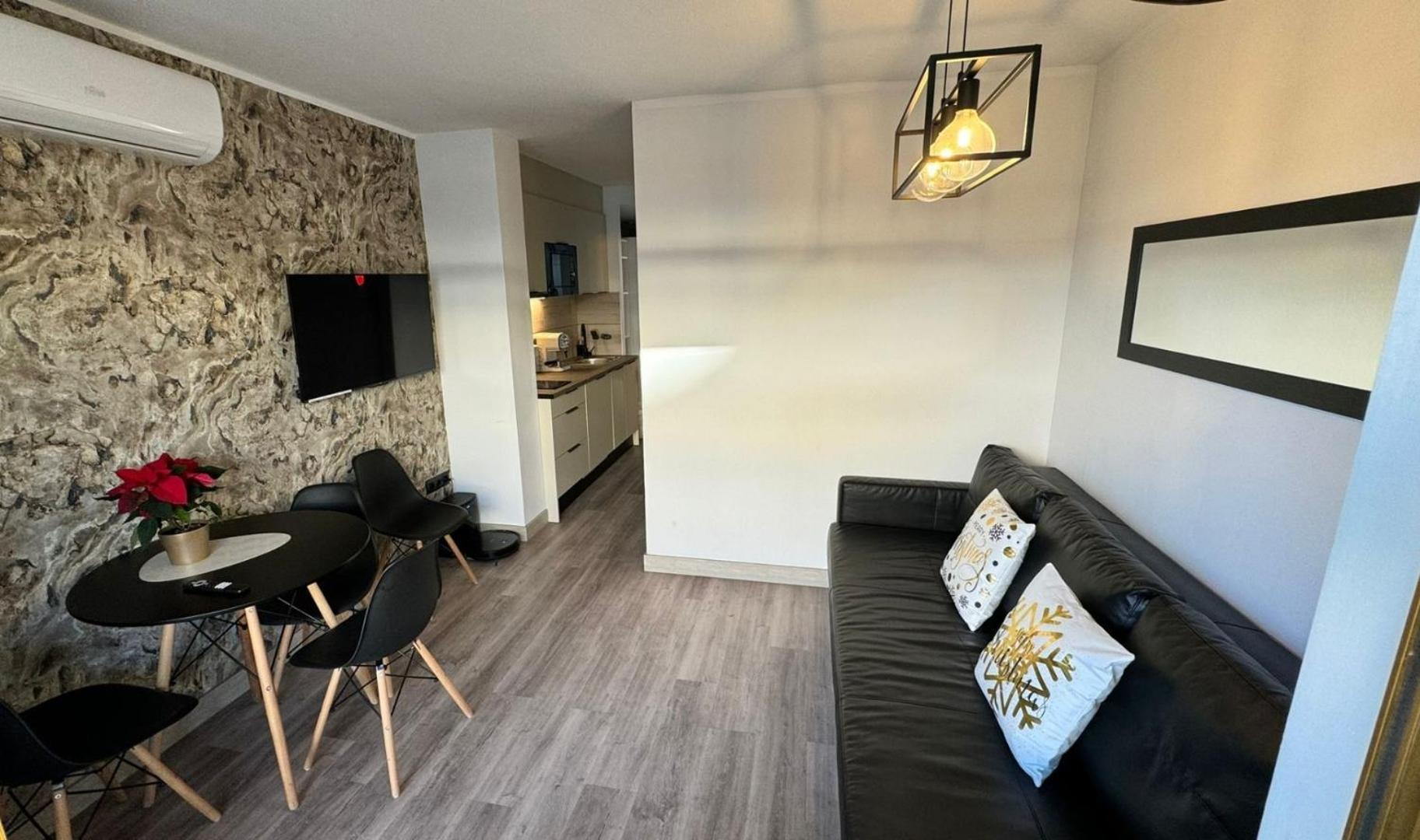 A Estrenar Preciosos Apartamentos Aparthotel Inter2, New Apartments Ln Aparthotel 12 Months Open! Self Check In! Reserva Garaje! Salou Extérieur photo